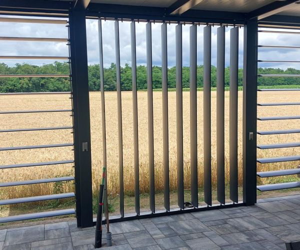 Brisoleji za senčenje terase